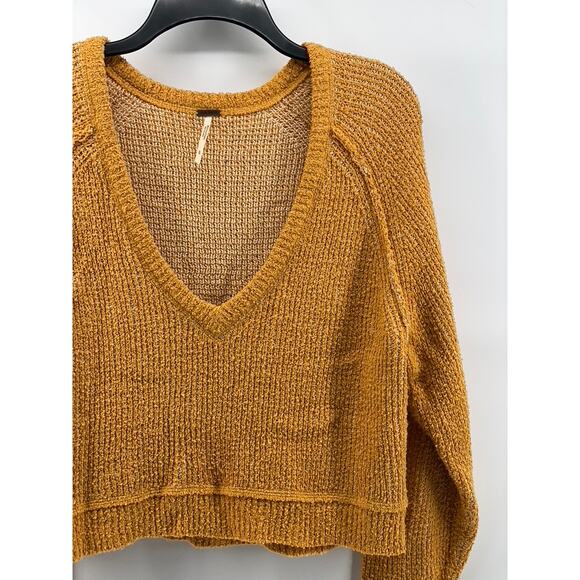 FREE PEOPLE Women's Gold Yellow Knit V-Neck Long Sleeve Slouchy Sweater SZ S - Picture 3 of 11